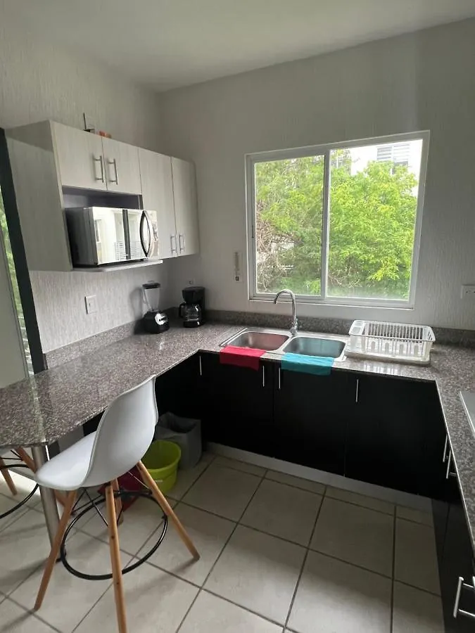 Confortable Departamento Vacacional In Playa Playa del Carmen Apartment